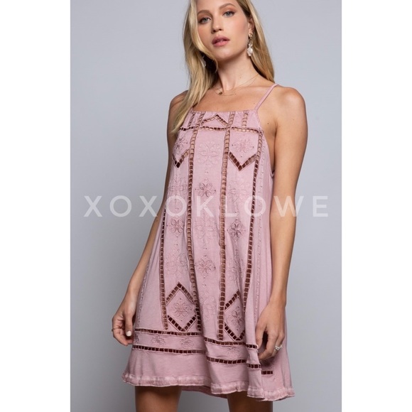 POL Pink Embroidered Cutwork Sleeveless Dress - Picture 3 of 12